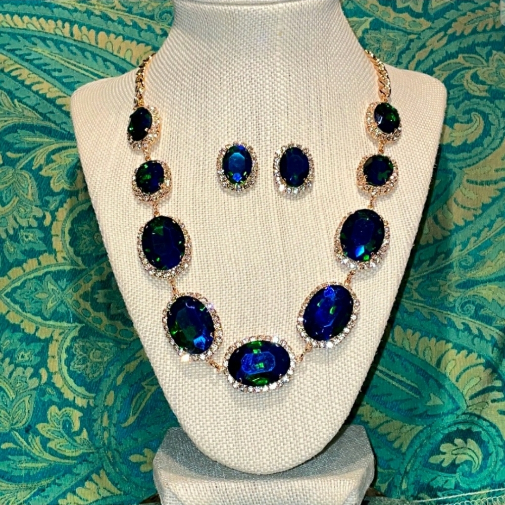 Aurora Borealis Blue-Green & White Rhinestones Gold-Tone Necklace & Earrings Set